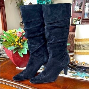 White Mountain Black Genuine Suede Leather Slouchy Ruched Heeled Boots Zip Up
